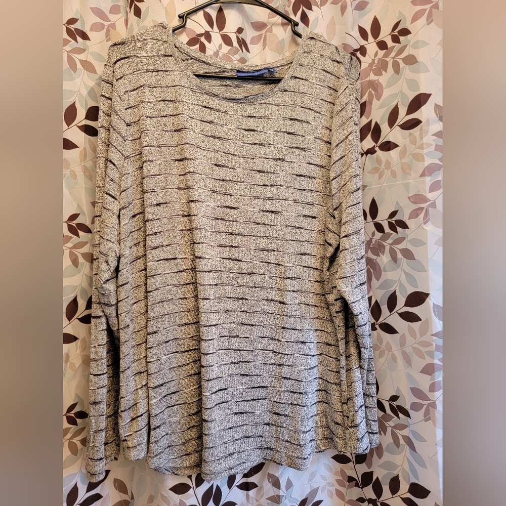 Casual long sleeve shirt